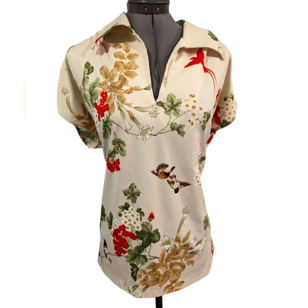 70s Vintage women's‎ bird and floral print shirt